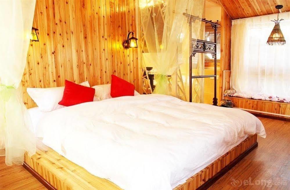 Hôtel Lijiang Overseas Club Extérieur photo